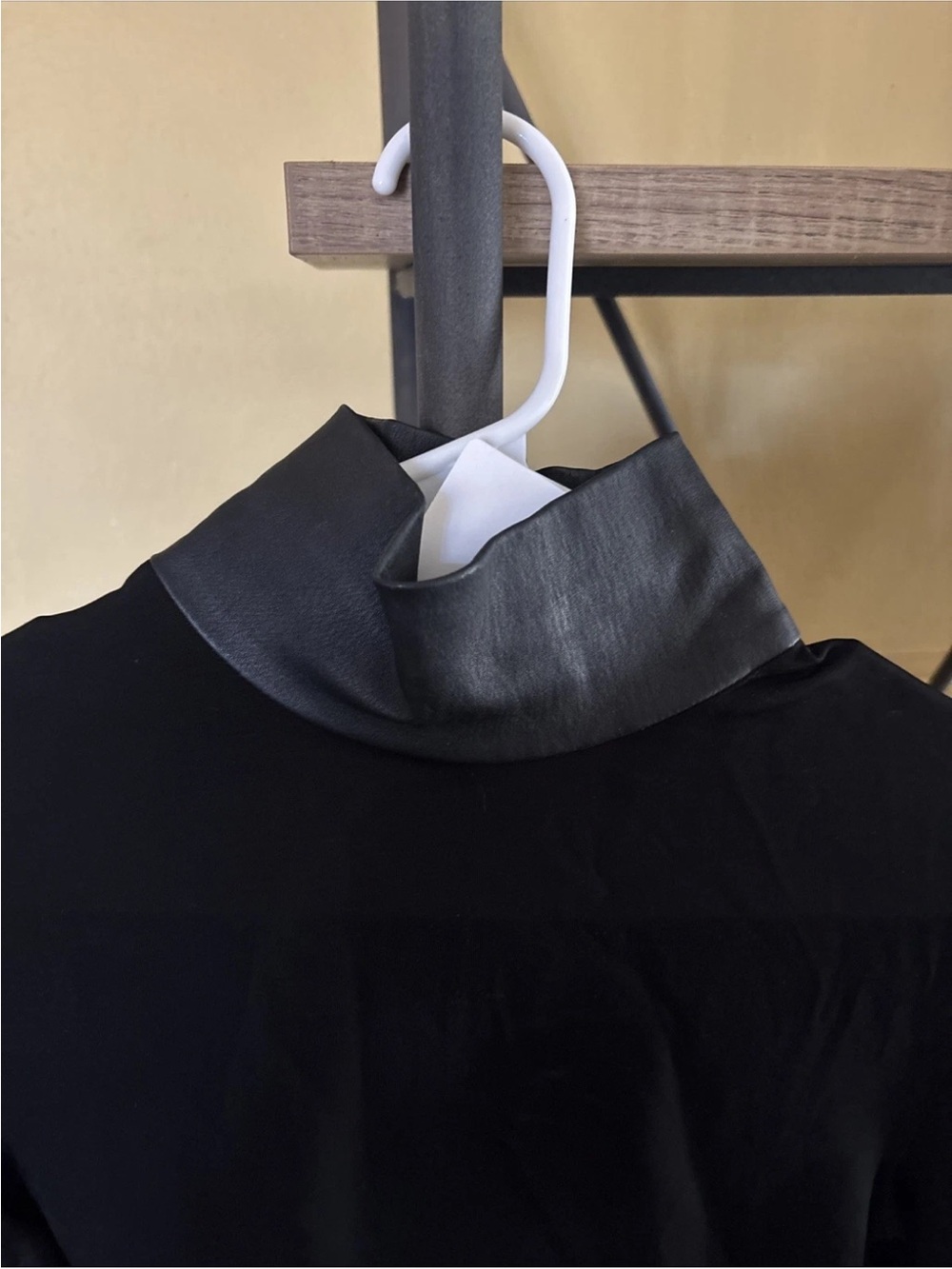 Helmut Lang Bondage Leather neck long sleeve top, retail price :$295 - Picture 3 of 7